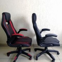 Кресло геймерское Barneo K-37 (черная экокожа красные вставки) | фото 3